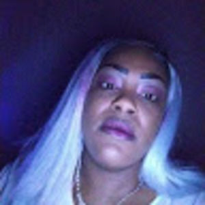 Meet your Posher, Corrie